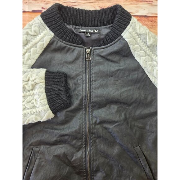 Double Zero Womens Black Faux Leather Jacket Small Cream Cable Knit Sleeves - Picture 3 of 7